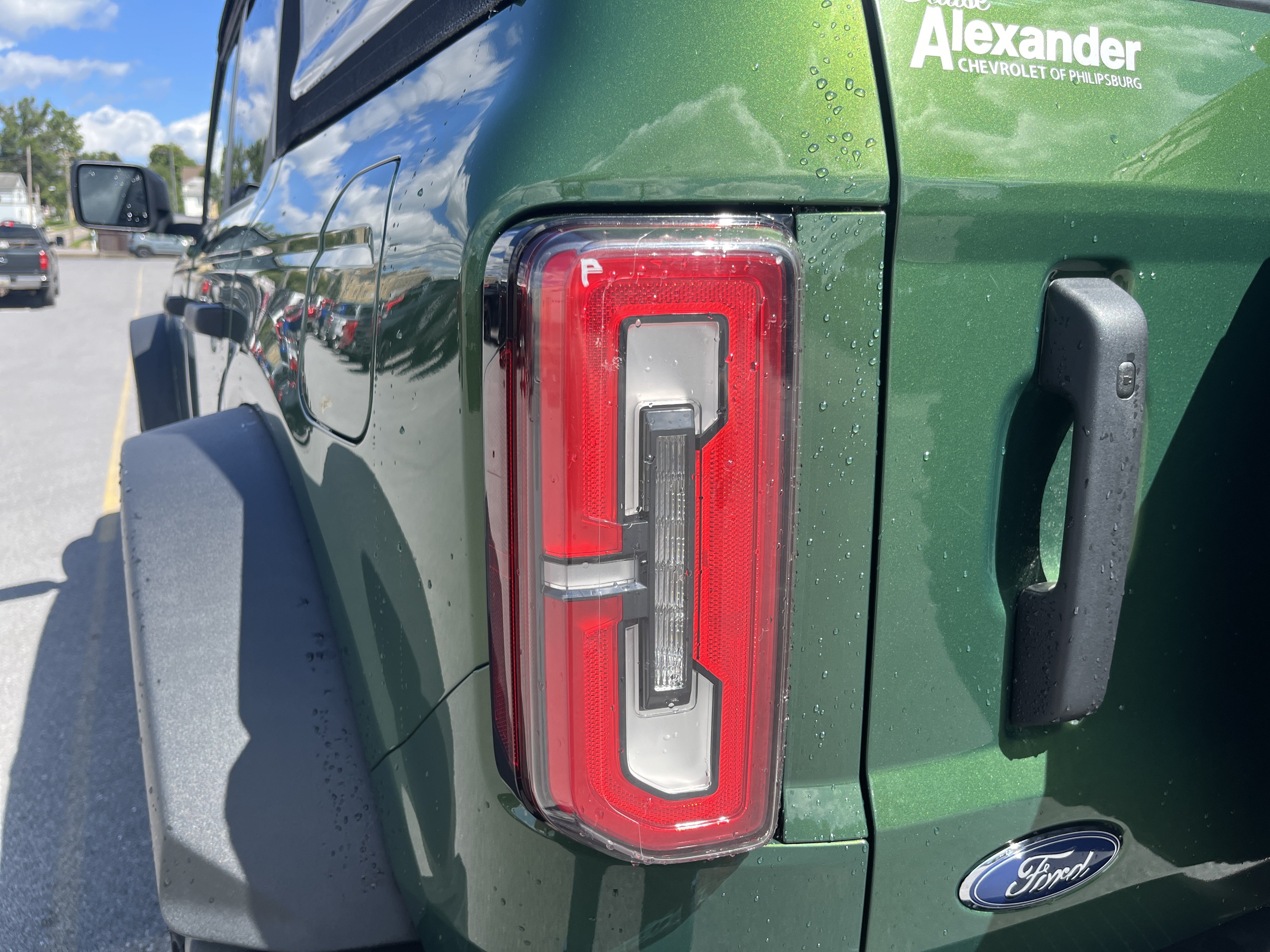 Used 2023 Ford Bronco Badlands w/ Sasquatch Package AWD/4WD image 15