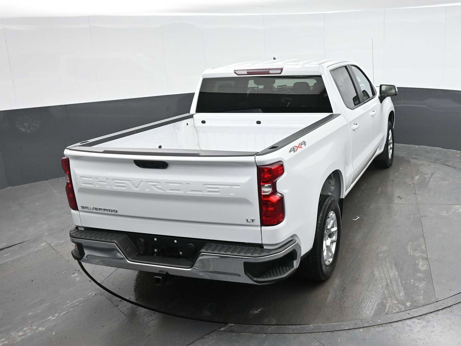 Used 2022 Chevrolet Silverado 1500 LT image 36