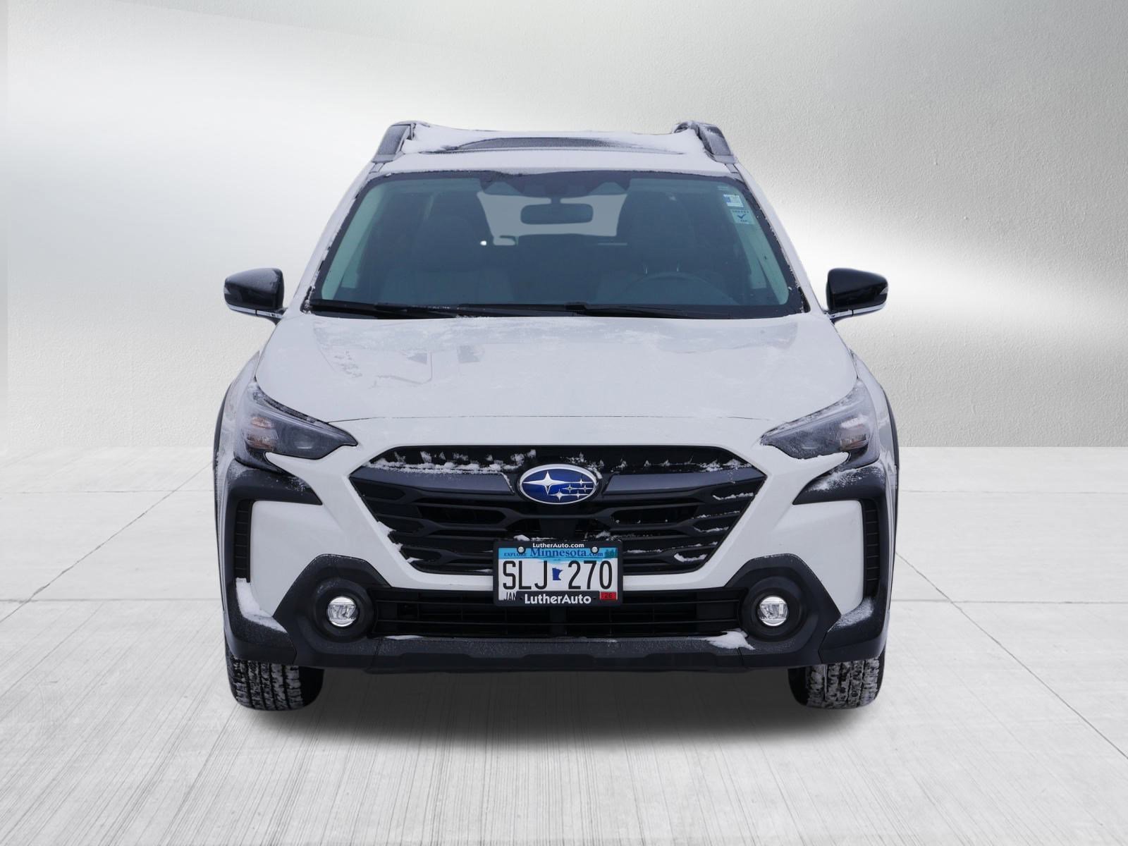 Used 2025 Subaru Outback Premium image 2