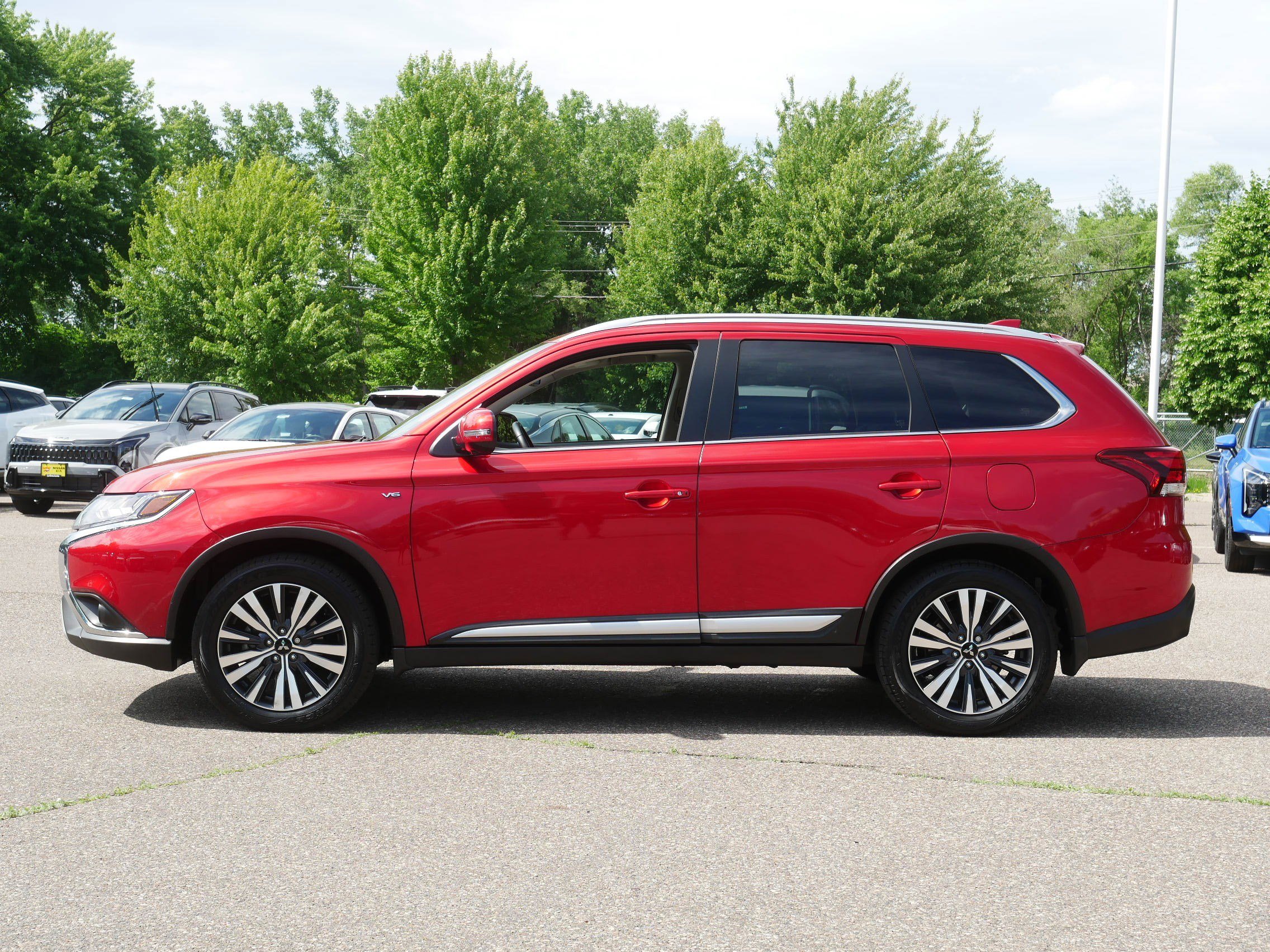 Used 2020 Mitsubishi Outlander GT AWD/4WD image 4