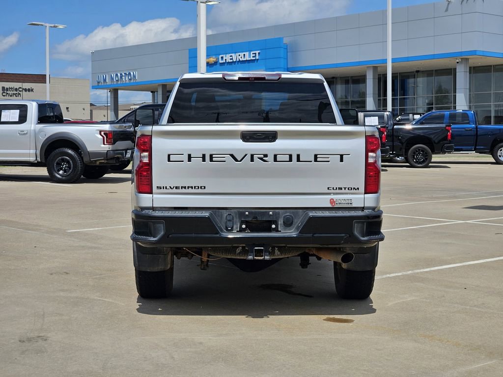 Used 2022 Chevrolet Silverado 2500 Custom w/ Custom Convenience Package image 8