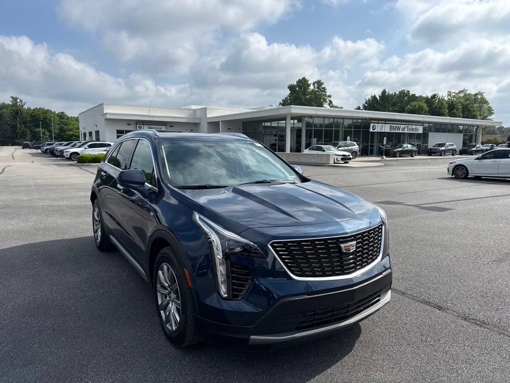 Used 2019 Cadillac XT4 Premium Luxury w/ Cold Weather Package AWD/4WD image 1