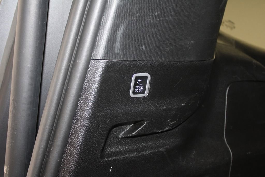 Used 2023 Jeep Grand Wagoneer L Series II image 19