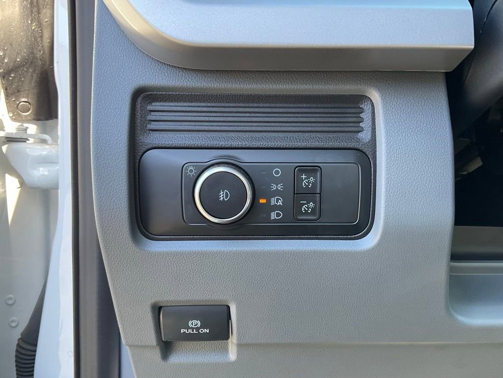 Used 2024 Ford F450 XL w/ XL Chrome Package image 33