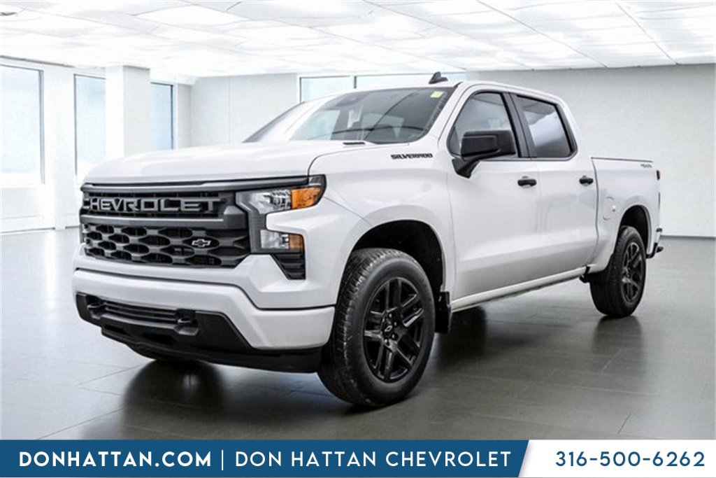 New 2026 Chevrolet Silverado 1500 Custom w/ LPO, Dark Essentials Package