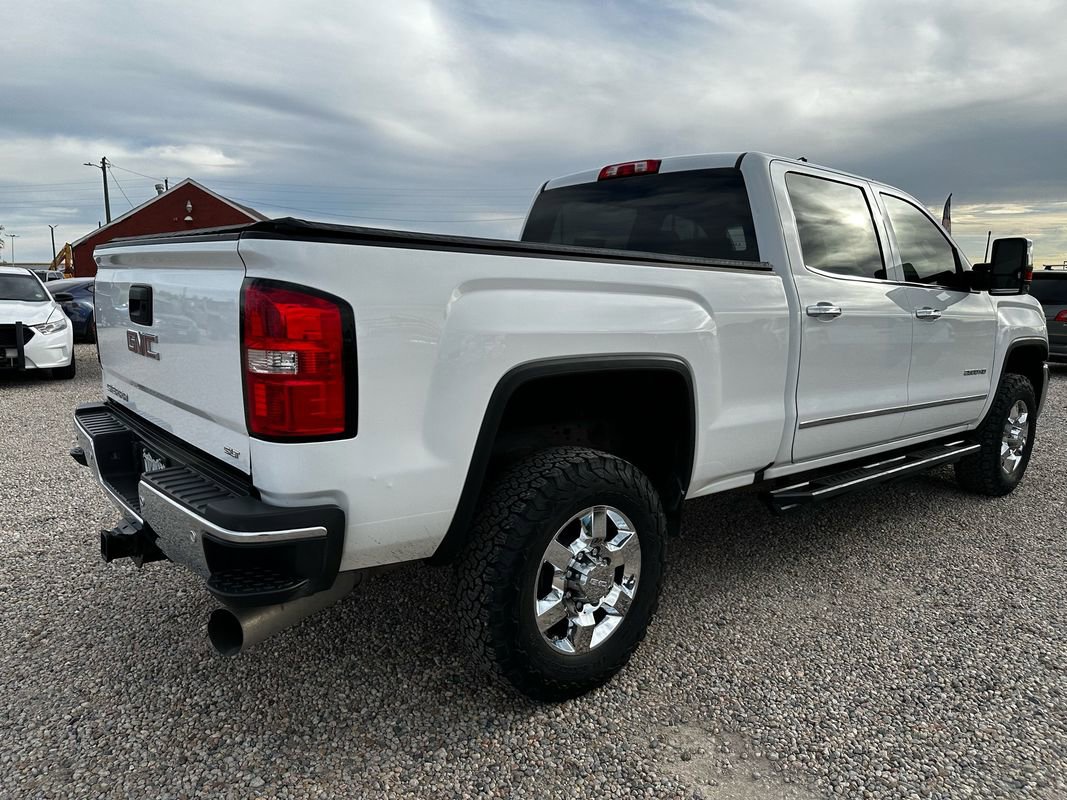 Used 2019 GMC Sierra 2500 SLT w/ Duramax Plus Package image 10