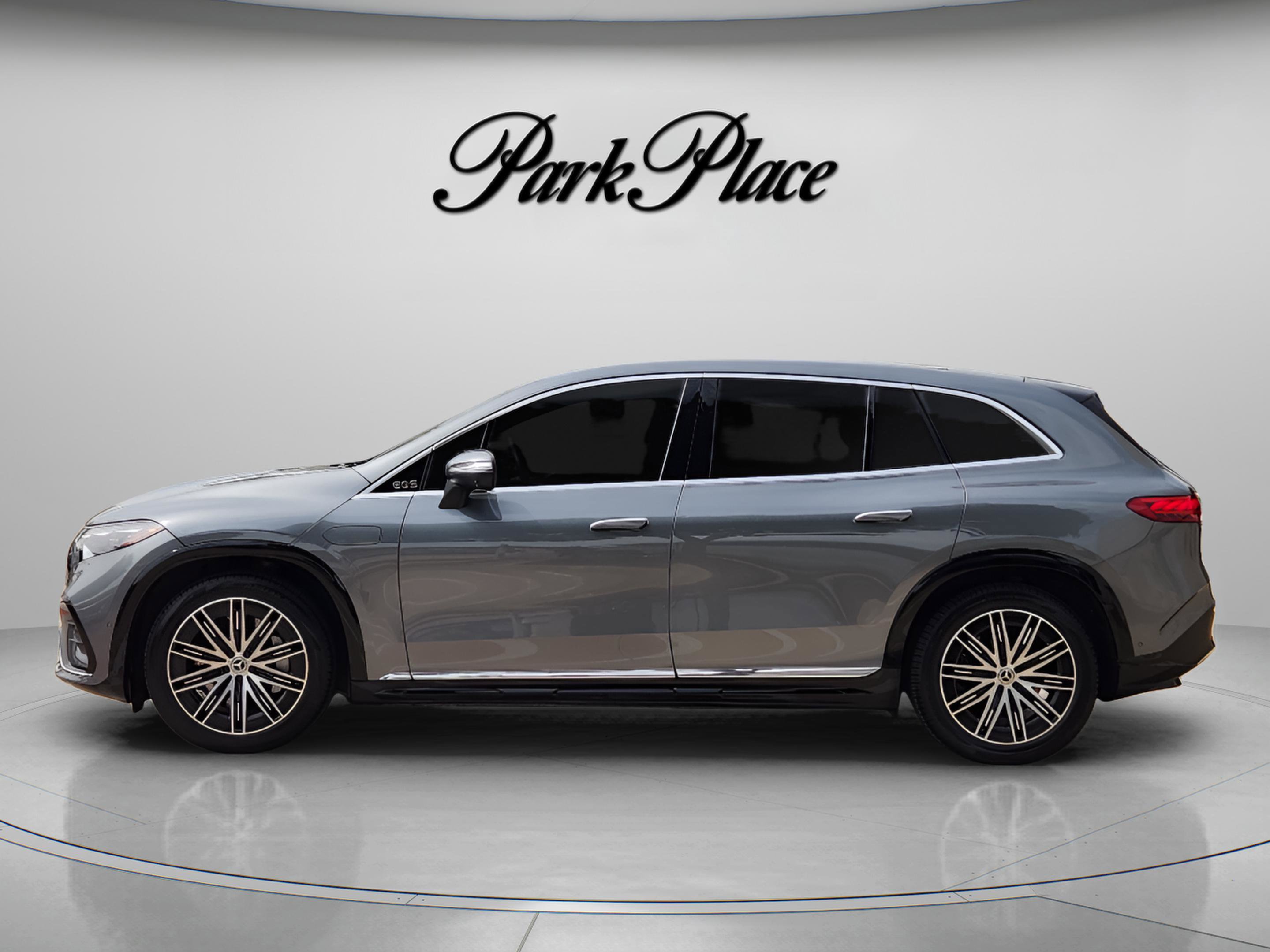 Certified 2023 Mercedes-Benz EQS 580 4MATIC SUV image 2