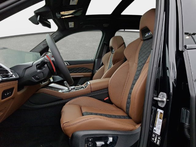 New 2026 BMW X5 M Competition w/ Executive Package AWD/4WD image 10