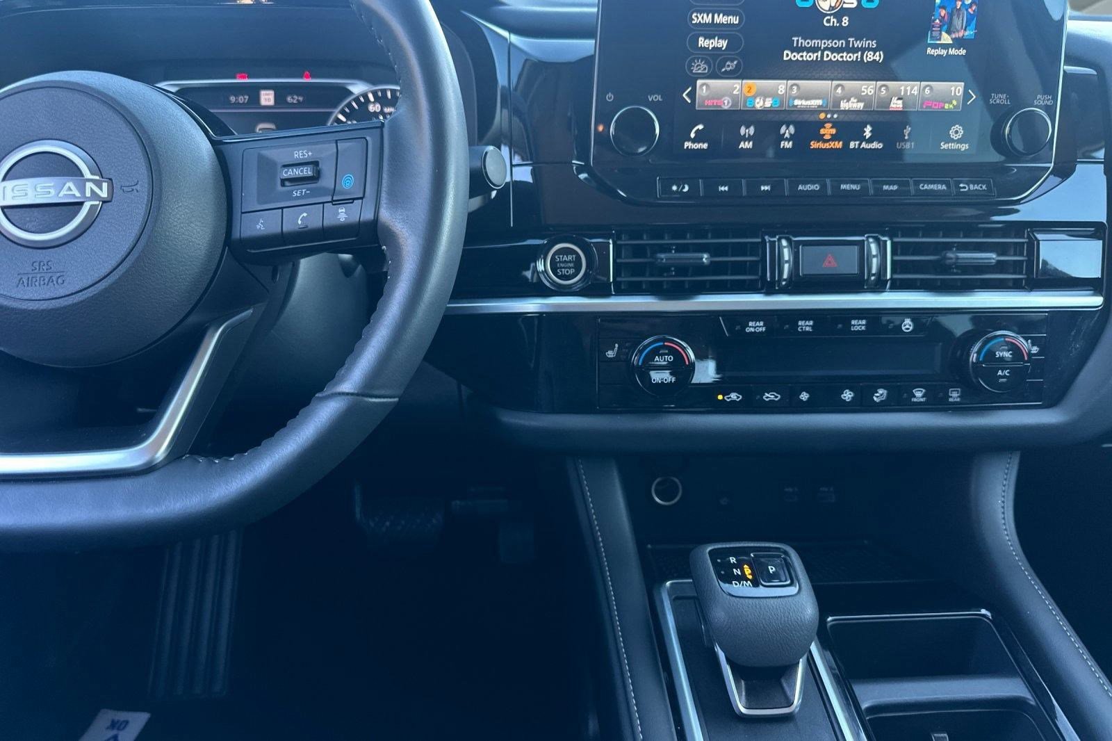 Used 2024 Nissan Pathfinder SL image 28