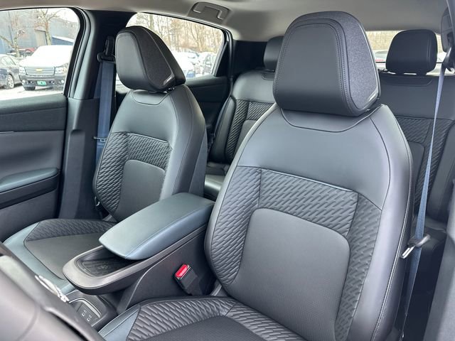 New 2026 Nissan Leaf Platinum+ image 5