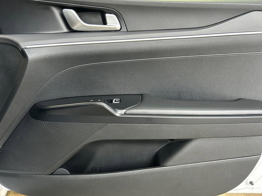 Used 2022 Kia K5 GT-Line image 25