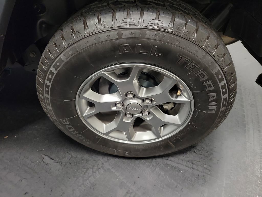 Used 2020 Jeep Wrangler Unlimited Sport image 10