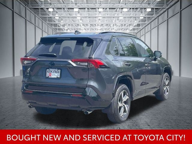 Used 2024 Toyota RAV4 SE w/ Weather & Moonroof Package AWD/4WD image 9