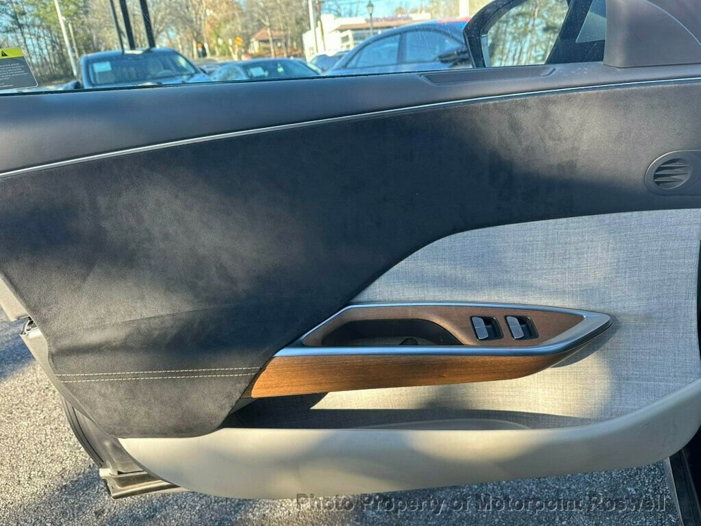 Used 2023 Lucid Air Grand Touring image 9