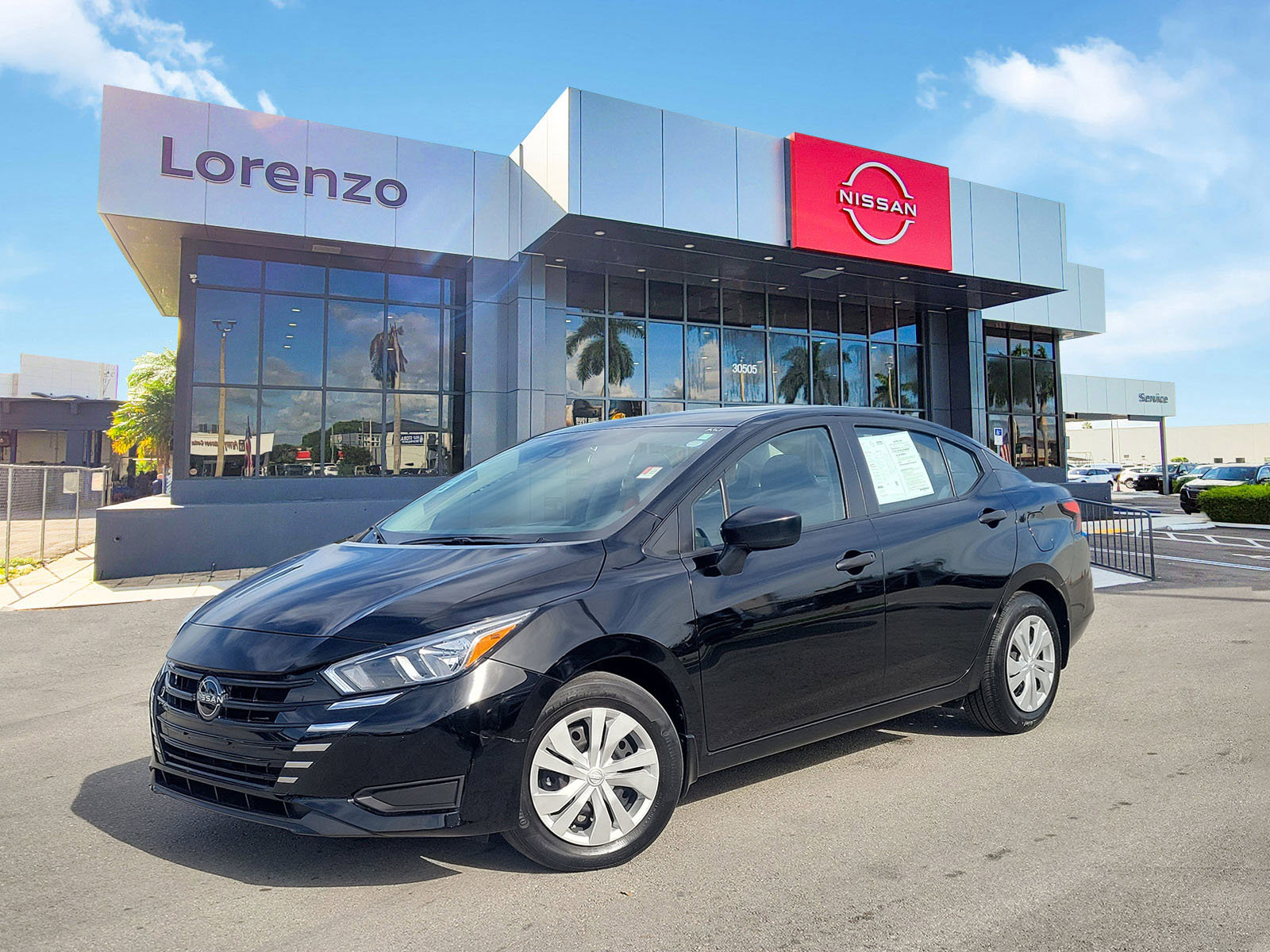 Used 2023 Nissan Versa S w/ Trunk Package