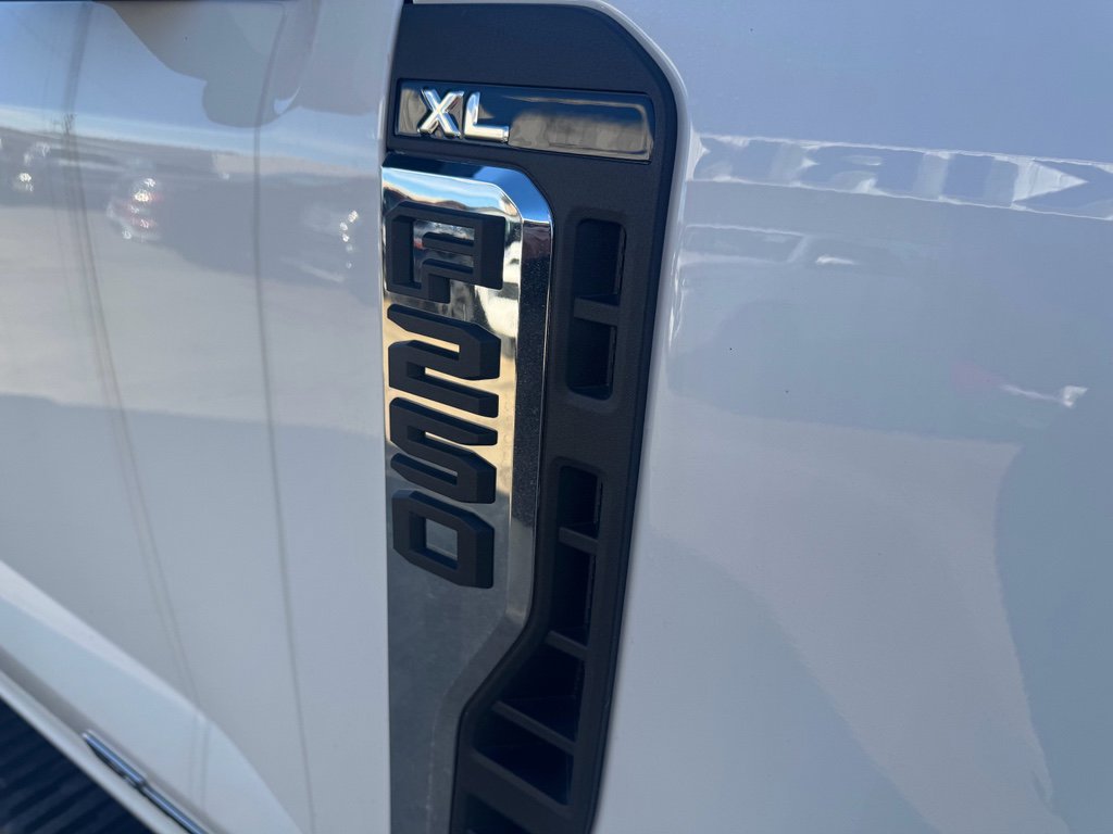 Used 2025 Ford F250 XL w/ XL Driver Assist Package image 14