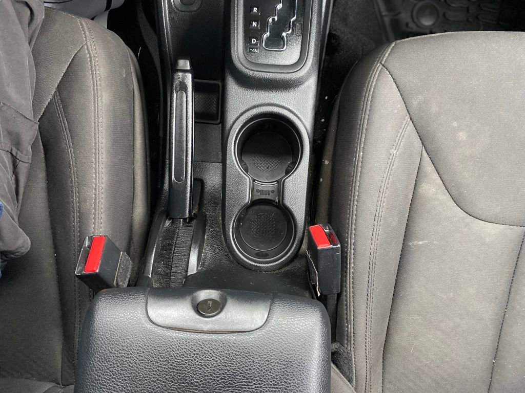 Used 2017 Jeep Wrangler Unlimited Sport image 23