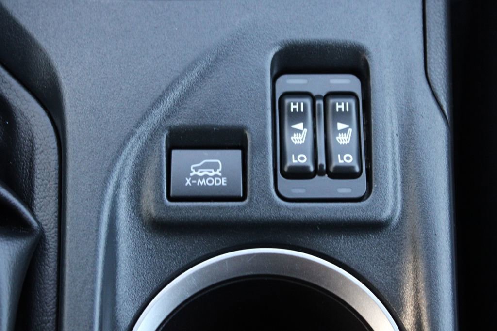 Used 2020 Subaru Crosstrek 2.0i Limited w/ Moonroof Package w/Navigation image 19