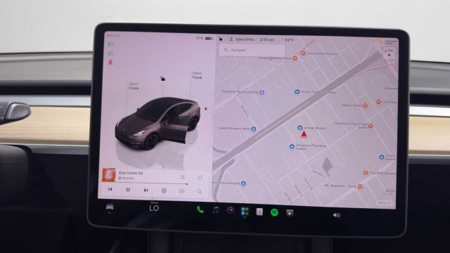 Used 2024 Tesla Model Y Performance AWD/4WD image 27