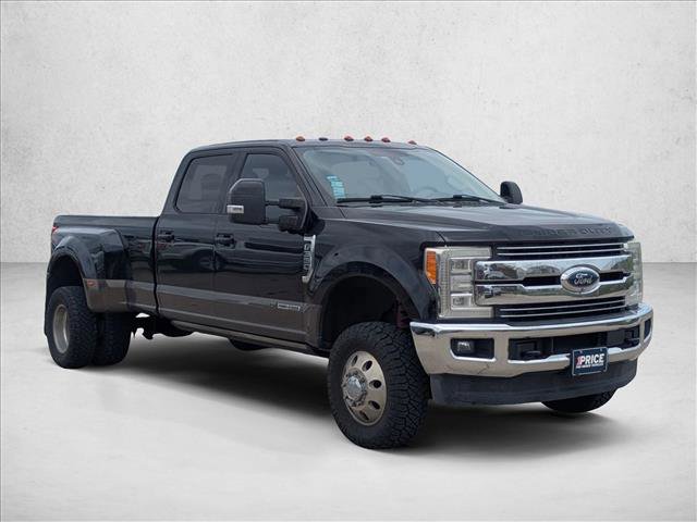 Used 2017 Ford F350 Lariat w/ Lariat Ultimate Package AWD/4WD image 3