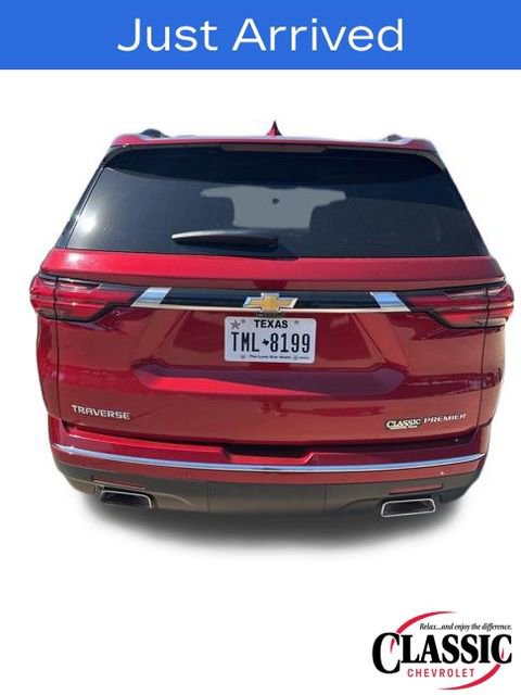 Used 2023 Chevrolet Traverse Premier image 13