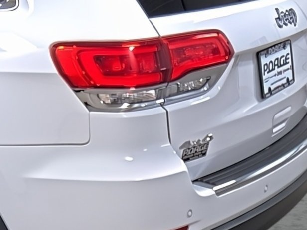 Used 2019 Jeep Grand Cherokee Limited AWD/4WD image 10