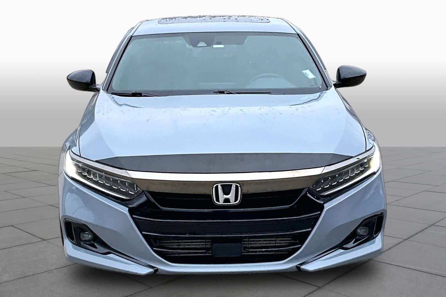 Used 2022 Honda Accord Sport image 4