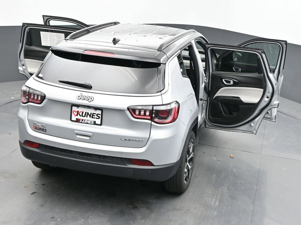 Used 2025 Jeep Compass Limited AWD/4WD image 68