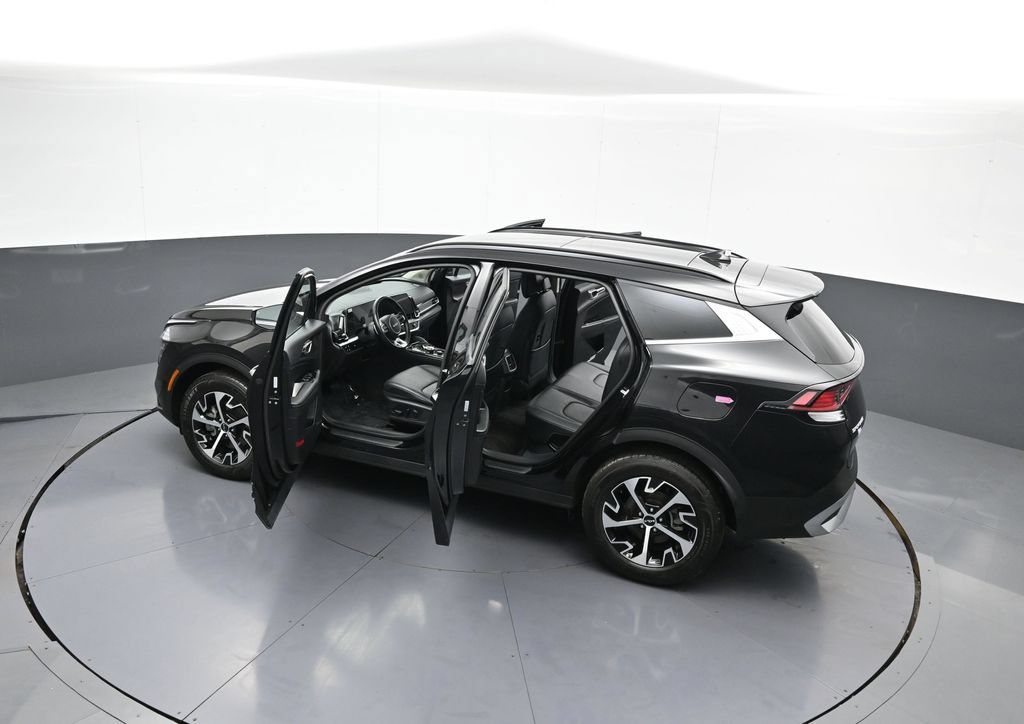 Certified 2025 Kia Sportage EX w/ EX Premium Package AWD/4WD image 45