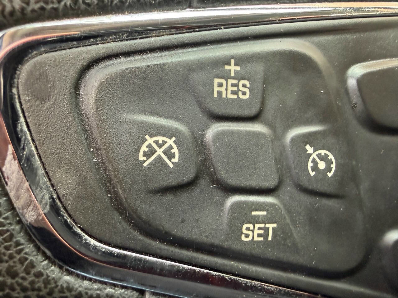 Used 2018 Chevrolet Cruze LT w/ Convenience Package image 24