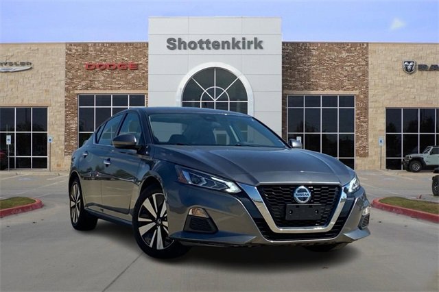 Used 2022 Nissan Altima 2.5 SV