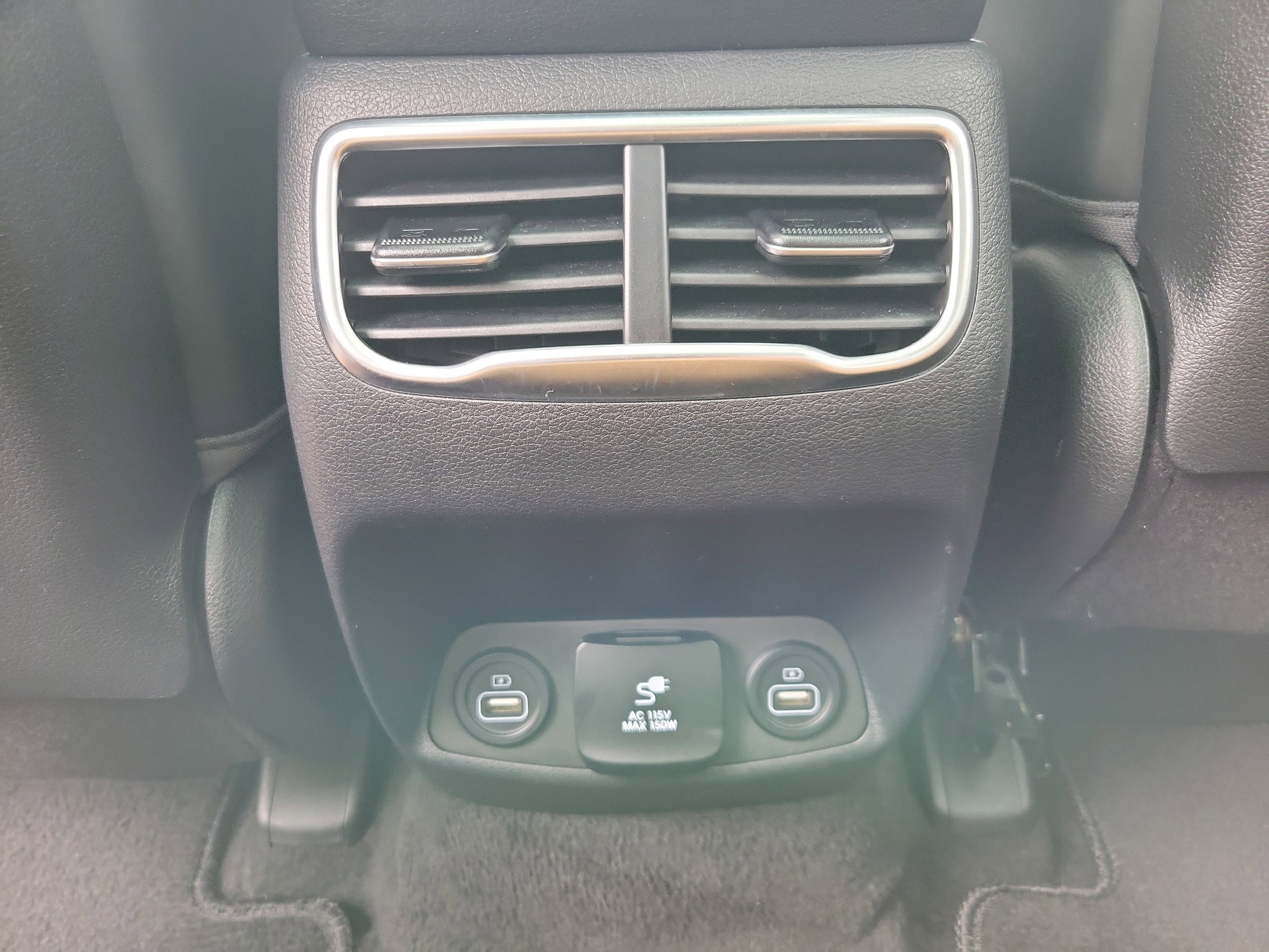 Used 2023 Hyundai Santa Fe Calligraphy w/ Cargo Package image 10