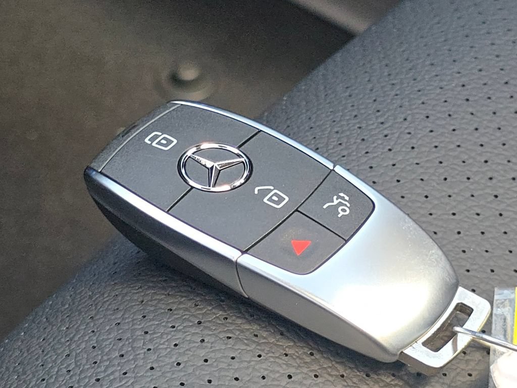 New 2026 Mercedes-Benz GLE 350 4MATIC image 40