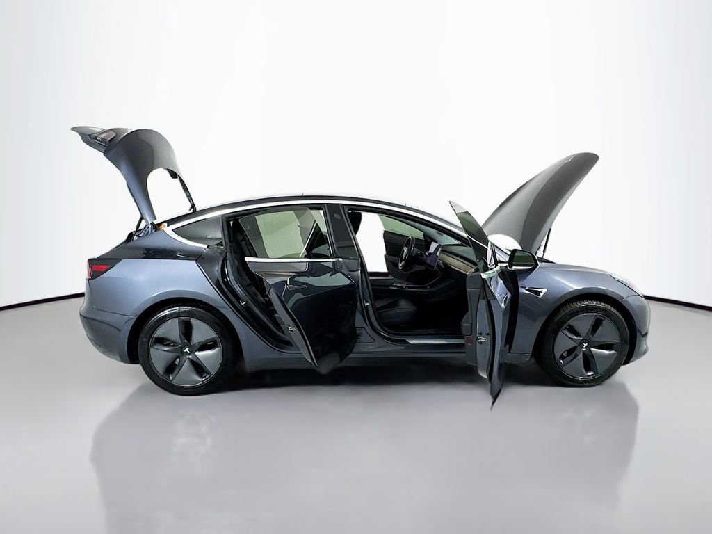 Used 2018 Tesla Model 3 Long Range image 33