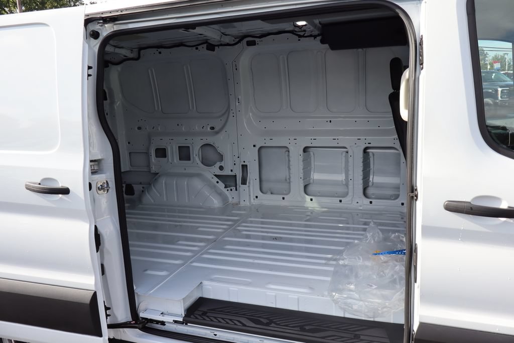 New 2027 Ford Transit 150 Low Roof RWD image 30