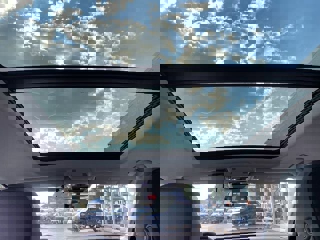 New 2025 Volkswagen Tiguan SE image 63