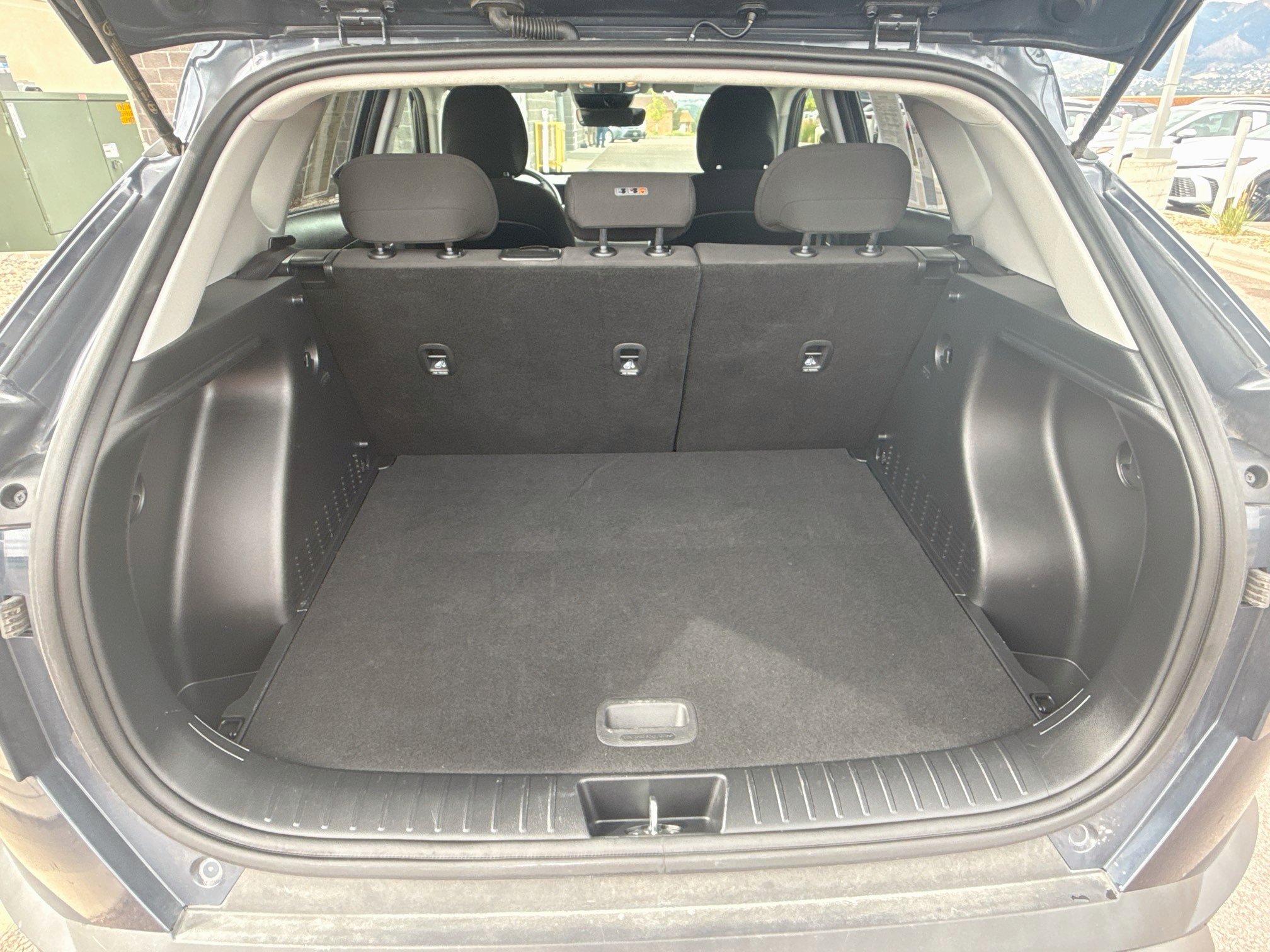 Used 2025 Hyundai Kona SEL AWD/4WD image 30