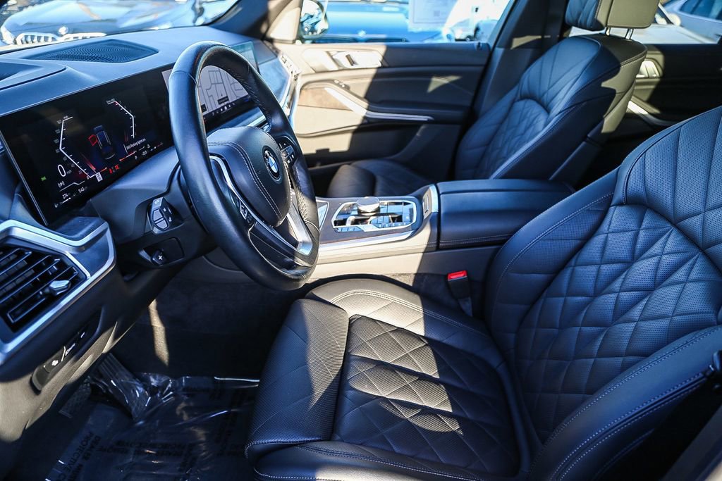 Used 2025 BMW X5 xDrive40i image 16