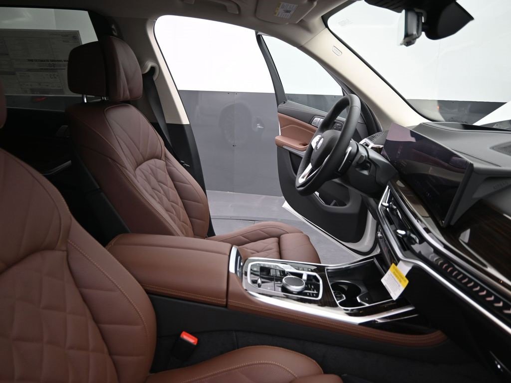 New 2026 BMW X7 xDrive40i image 21