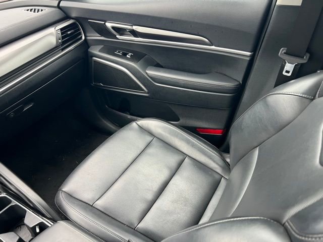 Used 2025 Kia Telluride S AWD/4WD image 12