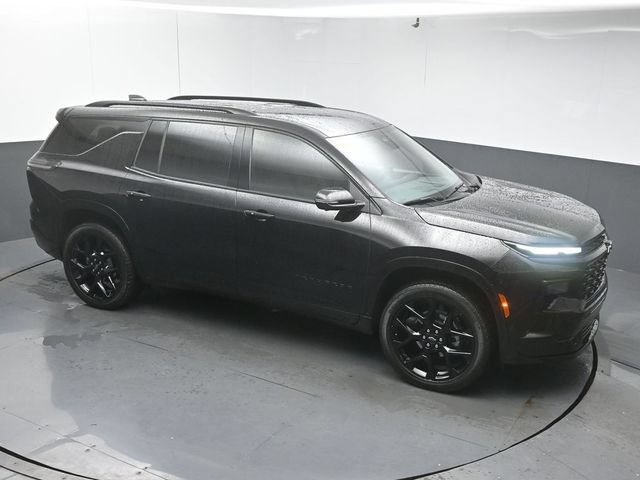 Used 2026 Chevrolet Traverse RS FWD image 42