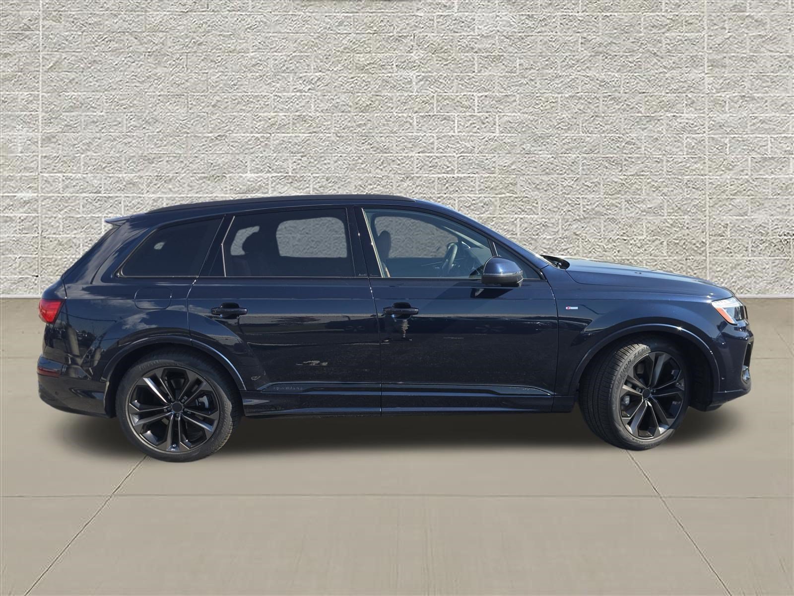 New 2026 Audi Q7 Premium Plus AWD/4WD image 8