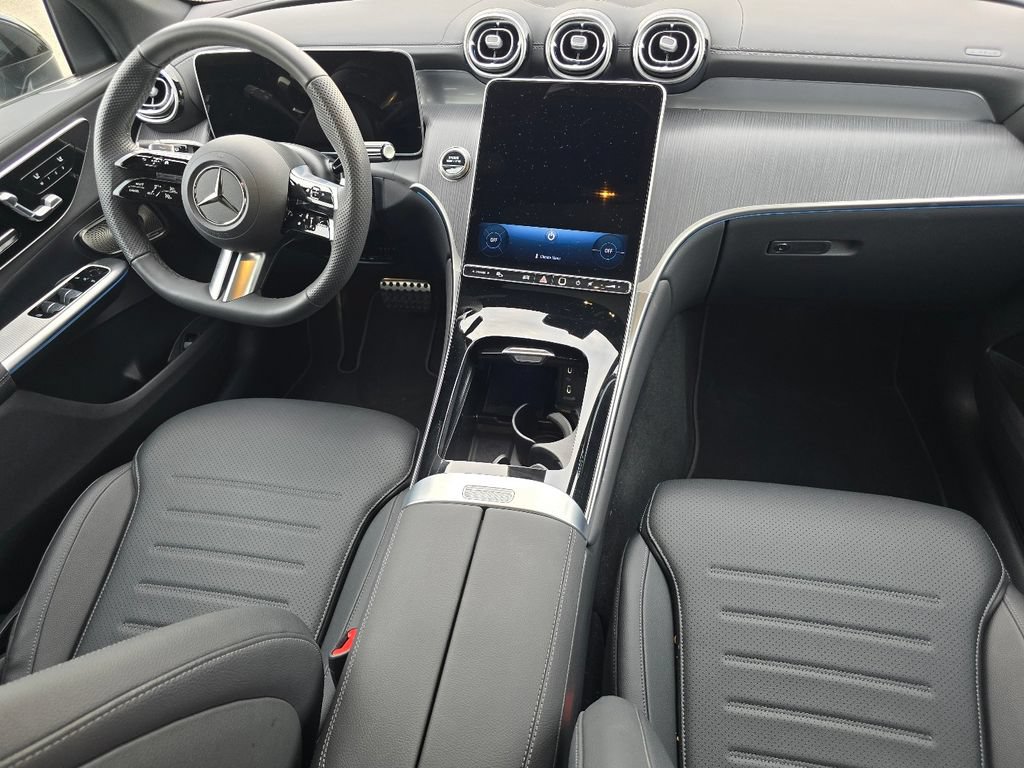 Used 2026 Mercedes-Benz GLC 300 4MATIC image 26