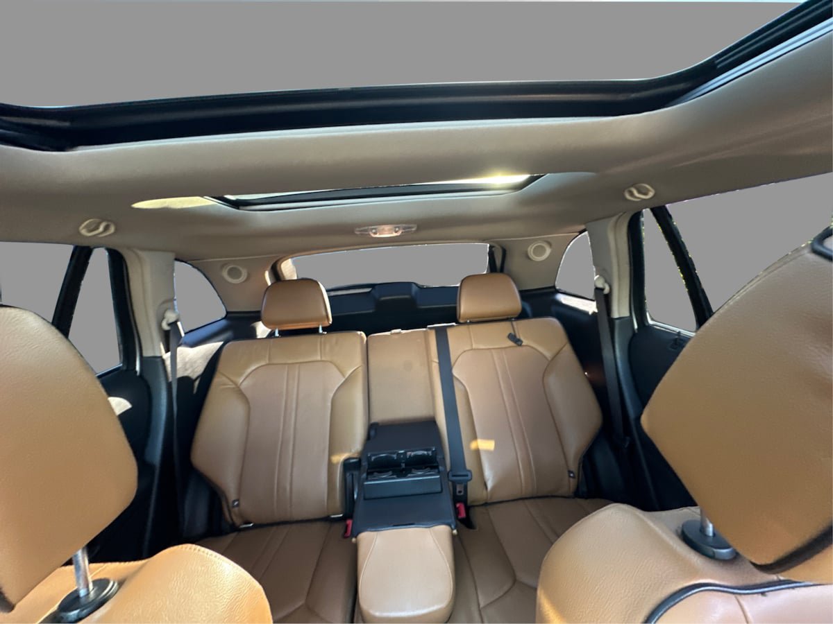Used 2013 Lincoln MKX AWD image 35