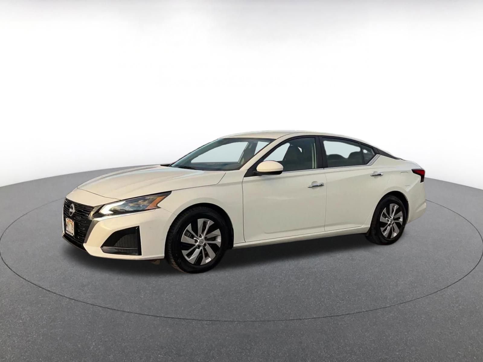 Used 2023 Nissan Altima 2.5 S image 8