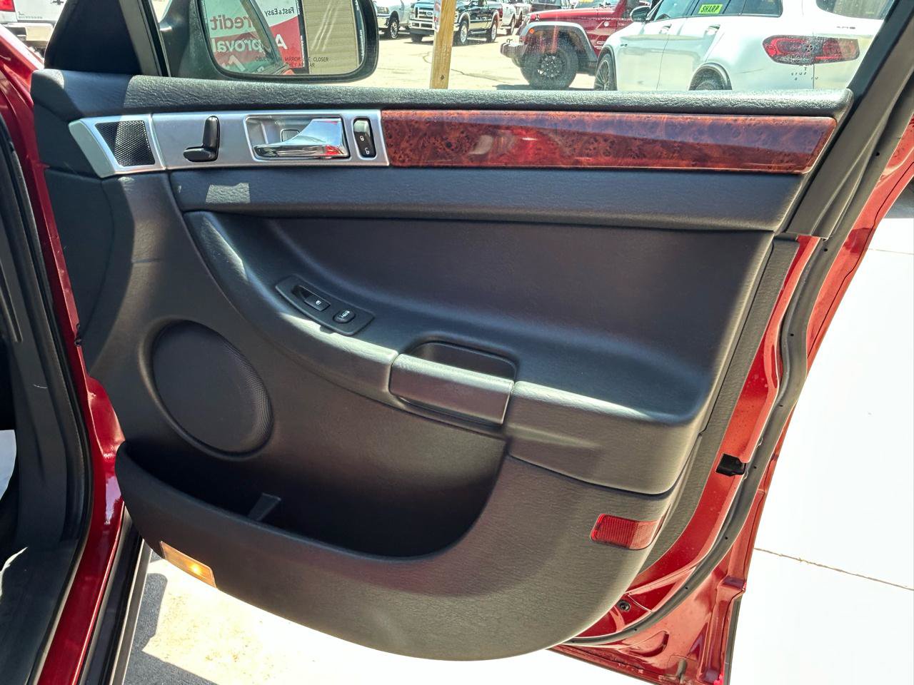 Used 2006 Chrysler Pacifica Touring FWD image 17