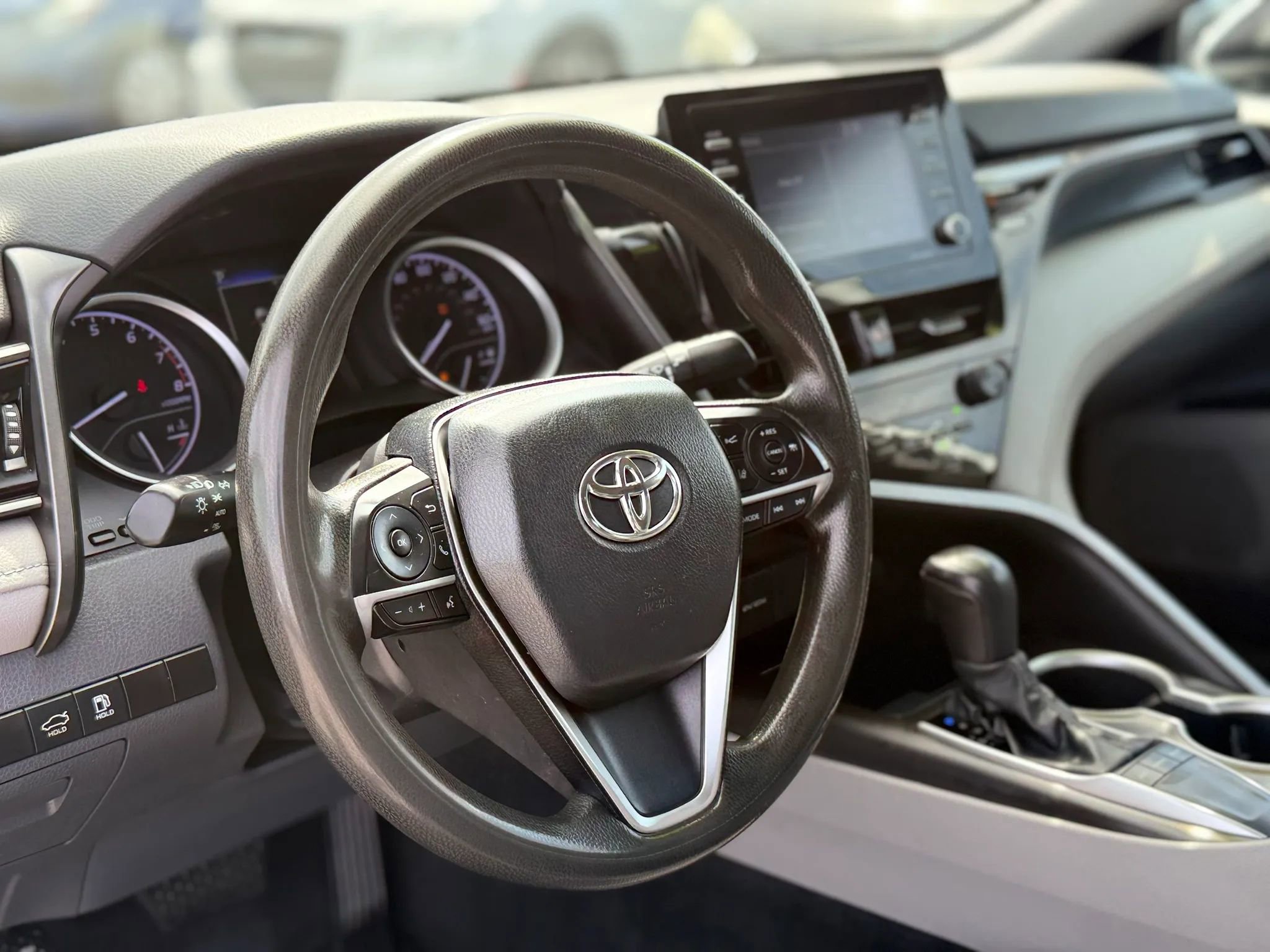 Used 2023 Toyota Camry LE image 11
