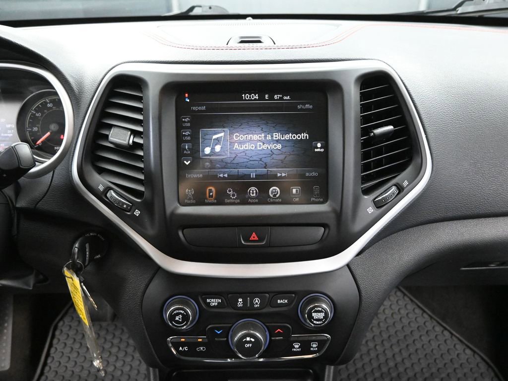 Used 2015 Jeep Cherokee Trailhawk image 31