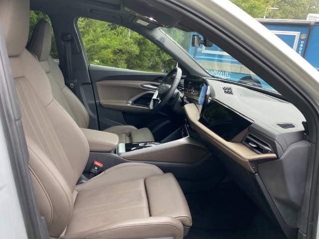 Used 2025 Audi Q5 Premium Plus AWD/4WD image 36