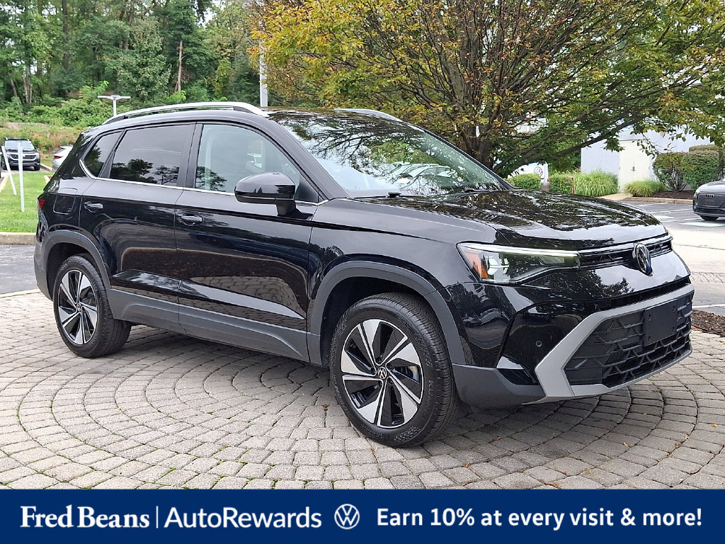 Certified 2025 Volkswagen Taos SE